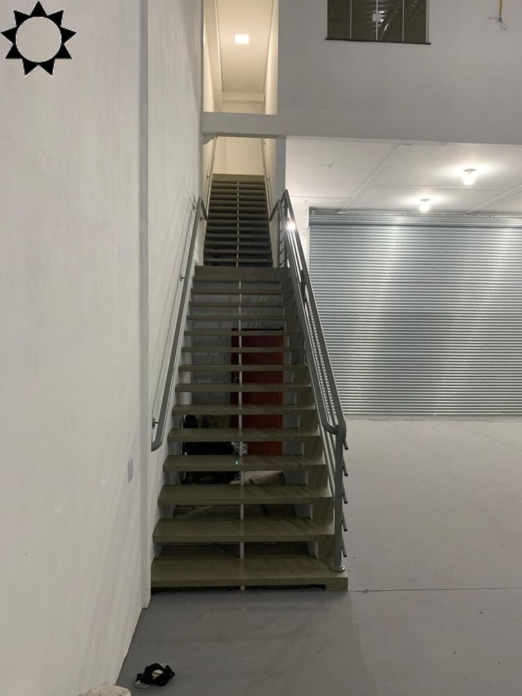 Depósito-Galpão-Armazém para alugar, 700m² - Foto 3