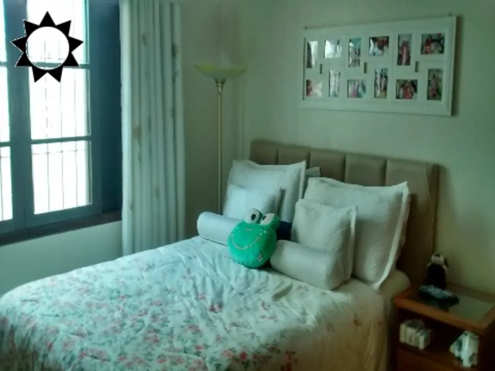 Casa, 4 quartos, 180 m² - Foto 1