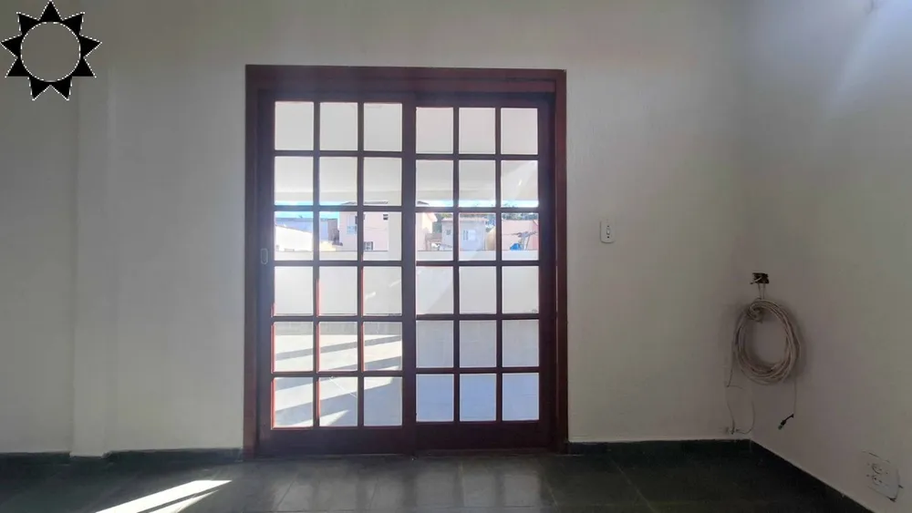 Casa, 3 quartos, 252 m² - Foto 13