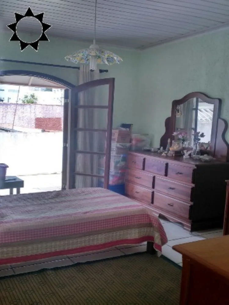 Casa, 4 quartos, 200 m² - Foto 1