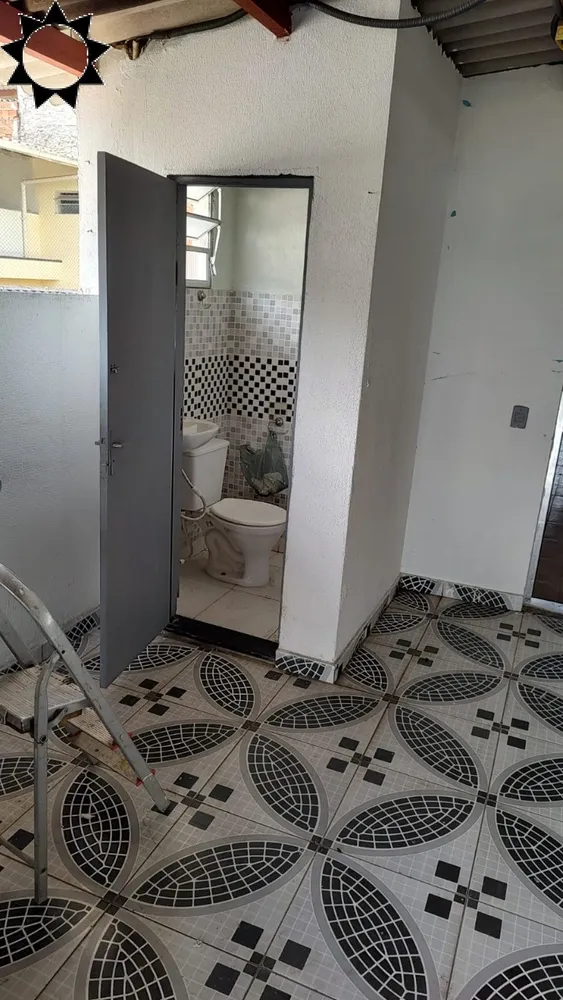 Casa, 4 quartos, 197 m² - Foto 1
