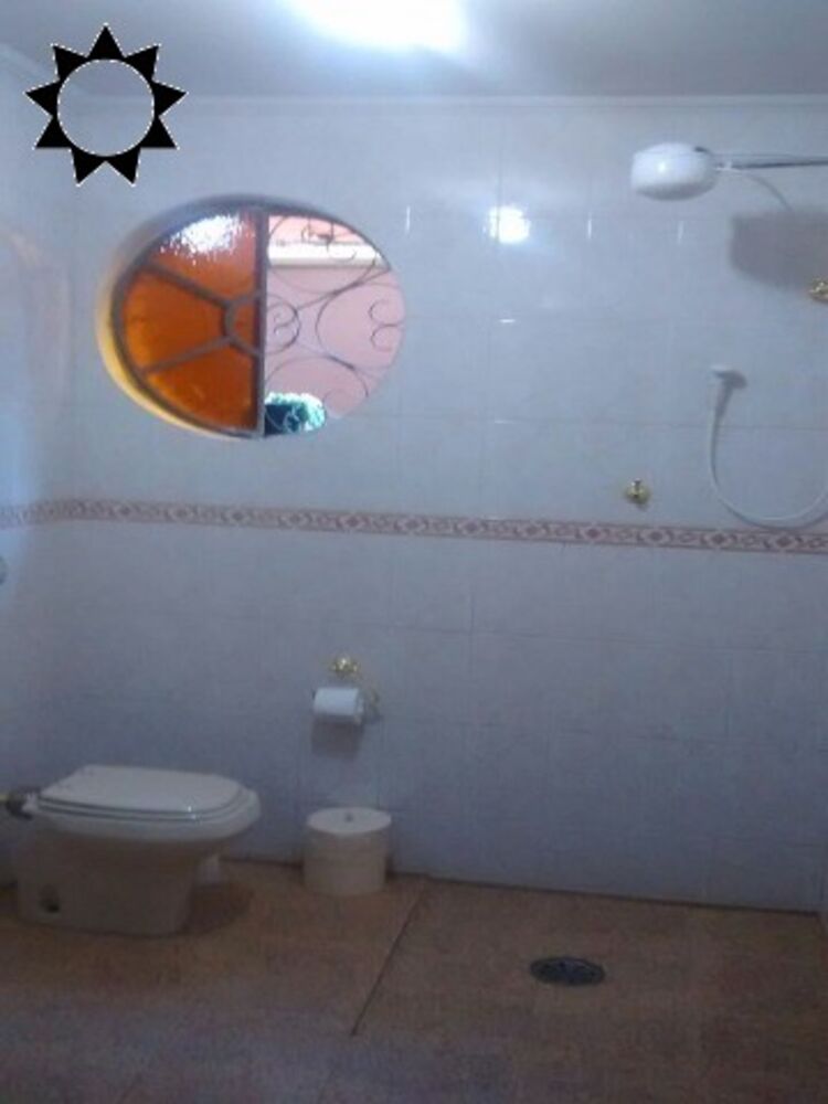 Casa, 4 quartos, 210 m² - Foto 2