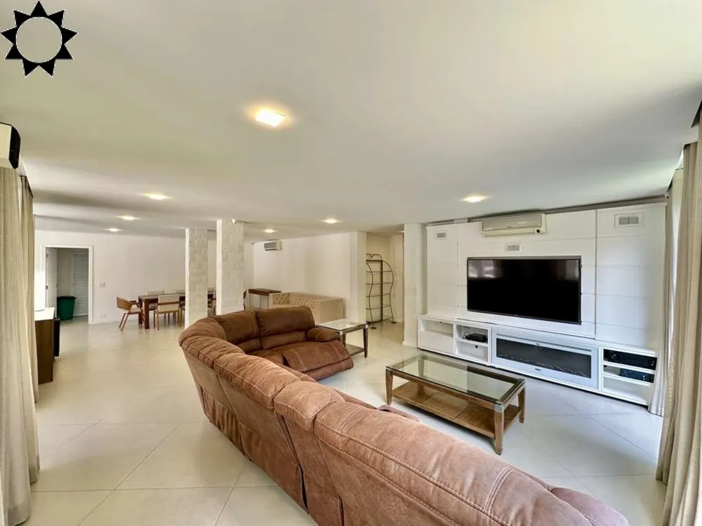 Casa, 3 quartos, 574 m² - Foto 1