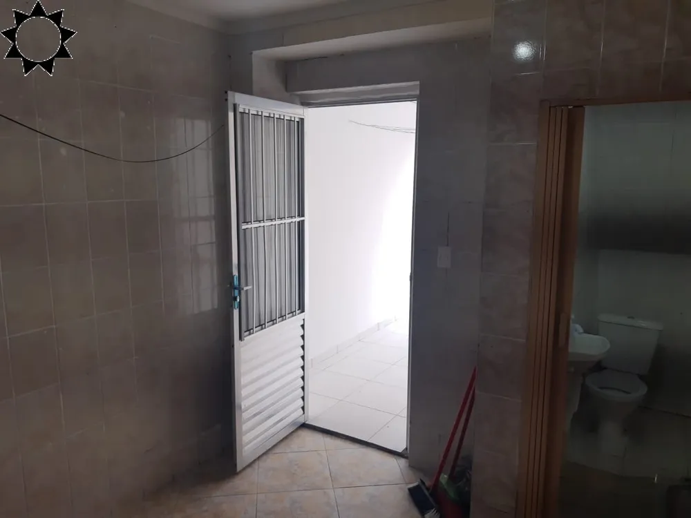 Casa, 6 quartos, 140 m² - Foto 4