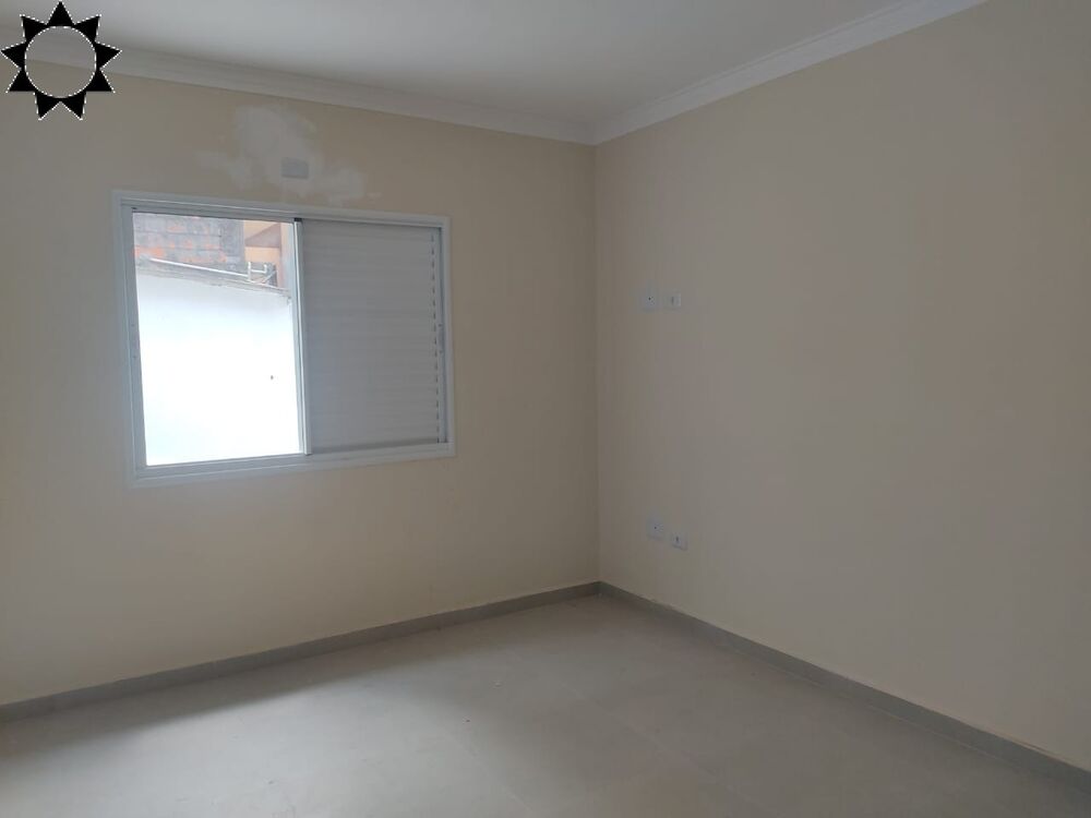 Casa à venda com 3 quartos, 160m² - Foto 2