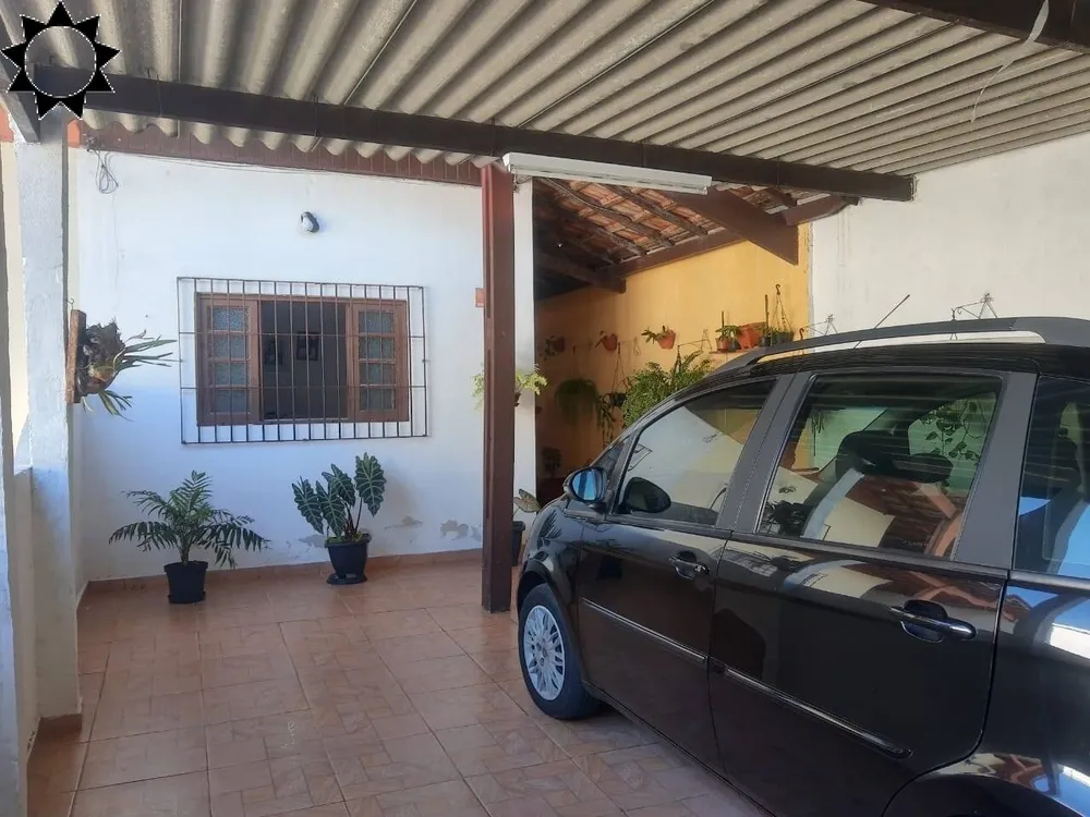 Casa, 3 quartos, 180 m² - Foto 1