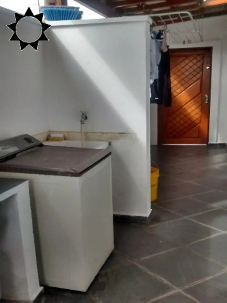 Casa, 3 quartos, 241 m² - Foto 4