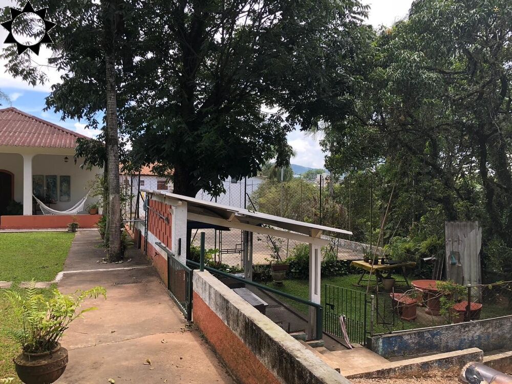Chácara à venda com 4 quartos, 450m² - Foto 3