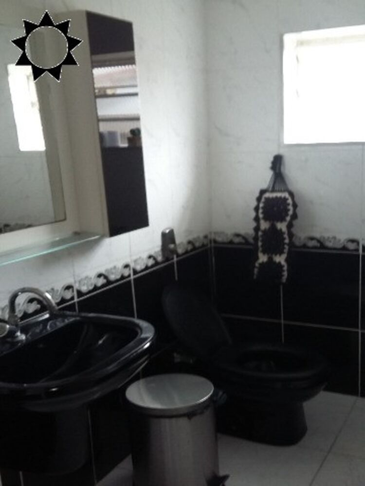 Casa à venda com 4 quartos, 210m² - Foto 6