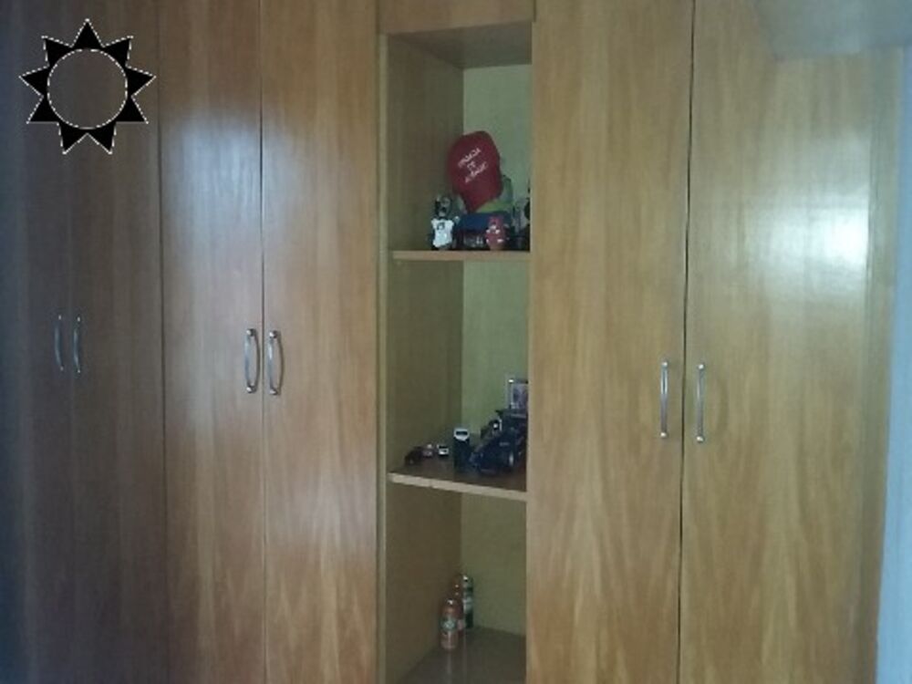 Casa à venda com 4 quartos, 210m² - Foto 10