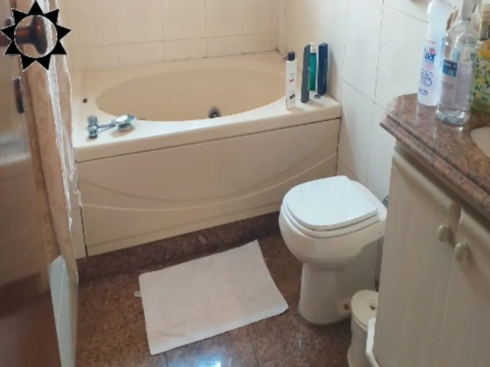 Casa, 3 quartos, 220 m² - Foto 1