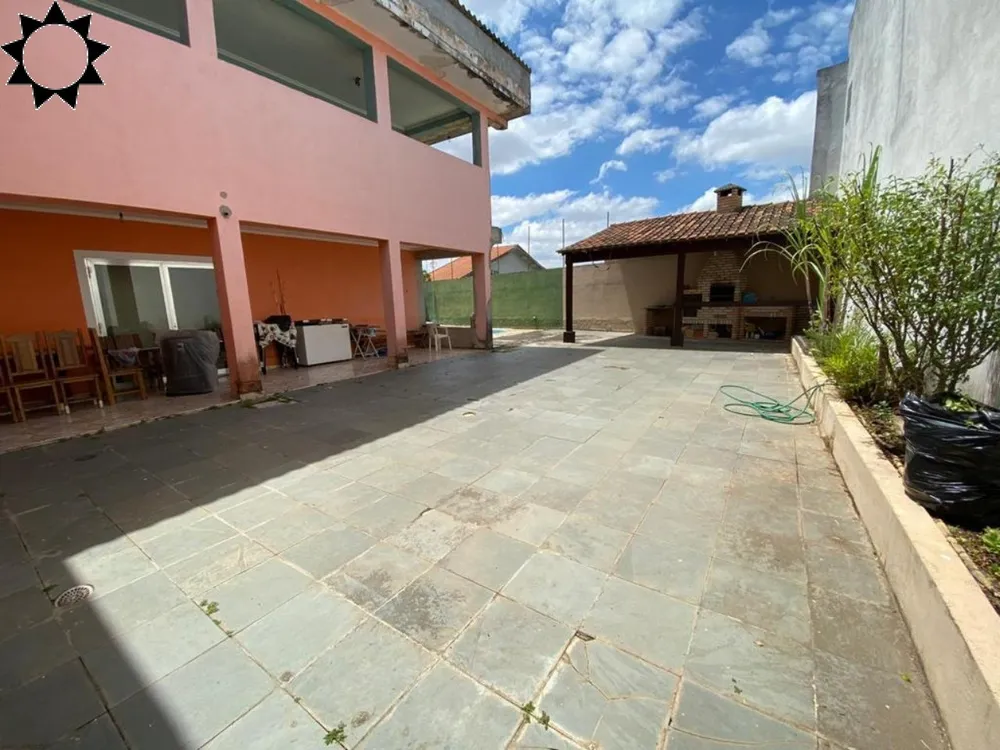 Casa, 6 quartos, 500 m² - Foto 1