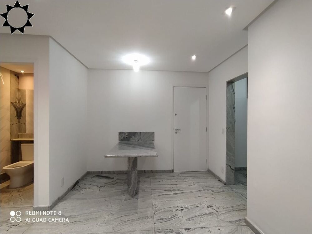Apartamento à venda com 2 quartos, 62m² - Foto 1