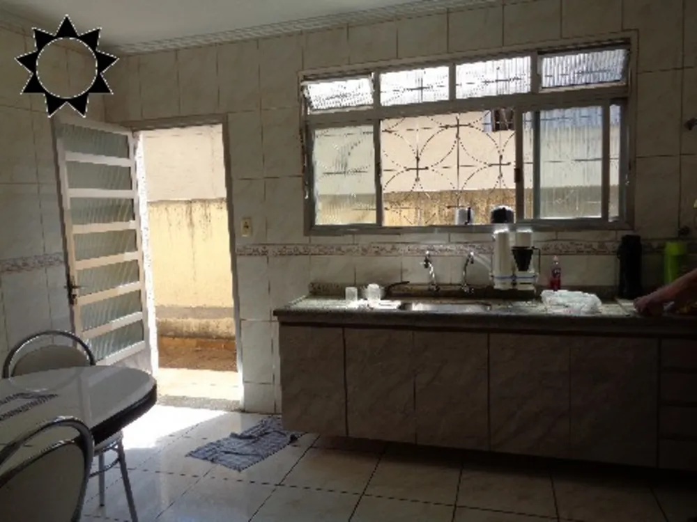 Casa, 2 quartos, 240 m² - Foto 4
