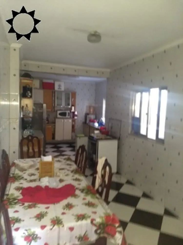 Casa, 2 quartos, 300 m² - Foto 2