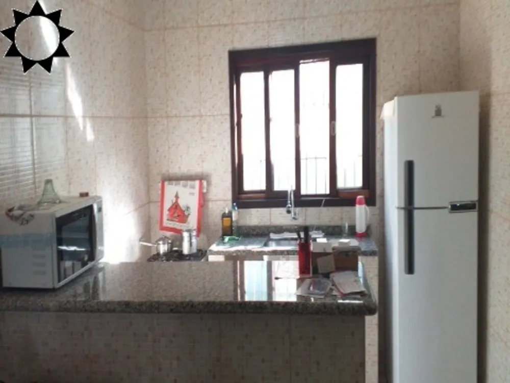 Casa, 3 quartos, 200 m² - Foto 4