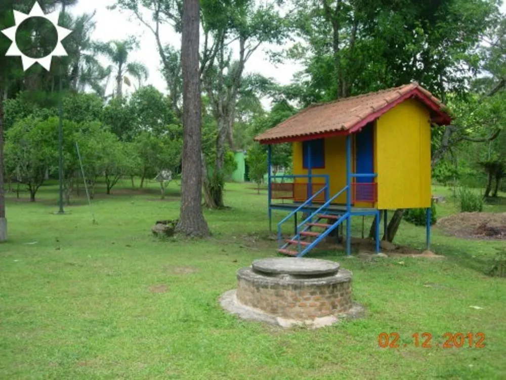 Chácara, 3 quartos, 450 m² - Foto 2