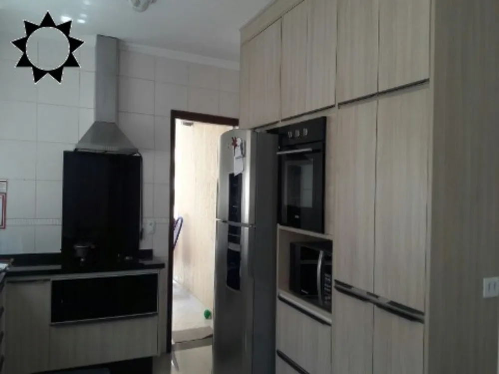 Casa, 3 quartos, 250 m² - Foto 1