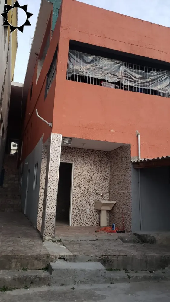 Casa, 4 quartos, 147 m² - Foto 1