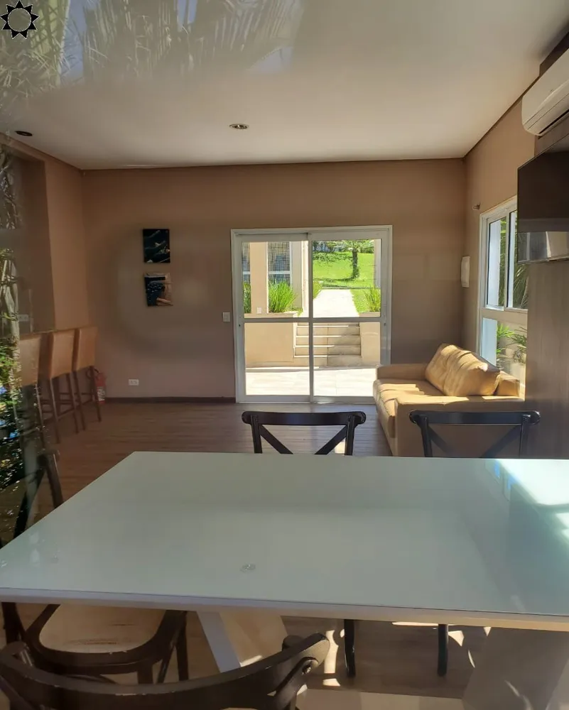 Casa, 4 quartos, 216 m² - Foto 1