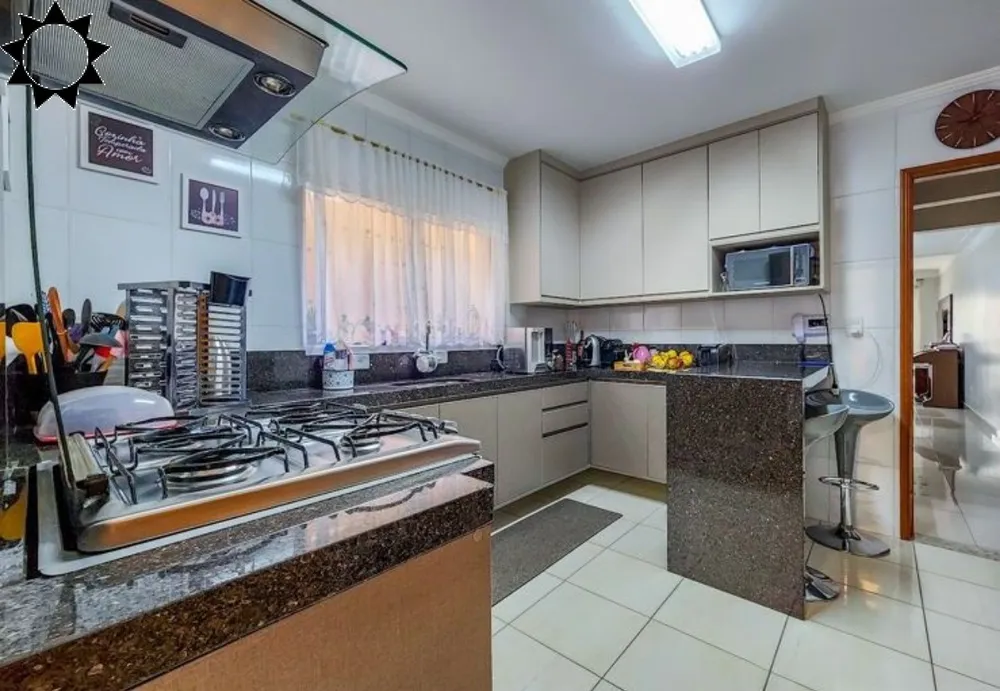 Casa, 3 quartos, 164 m² - Foto 1