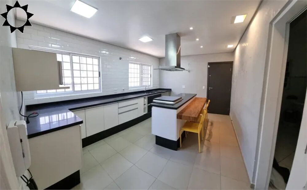 Casa, 3 quartos, 203 m² - Foto 4