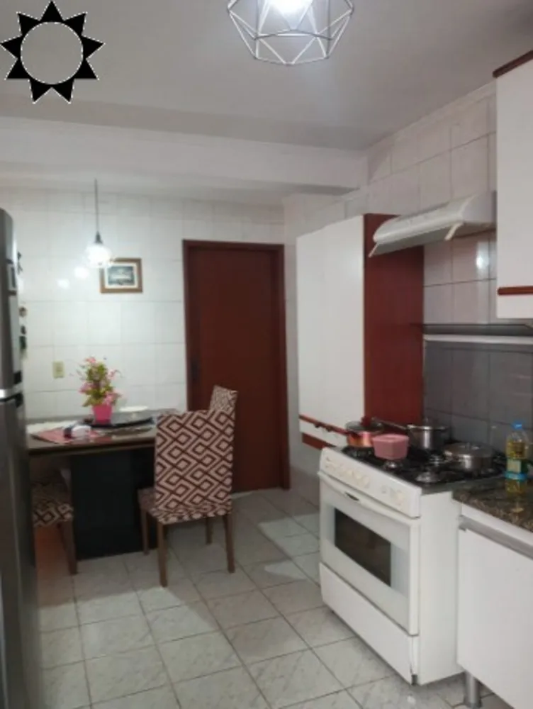 Casa, 5 quartos, 287 m² - Foto 2