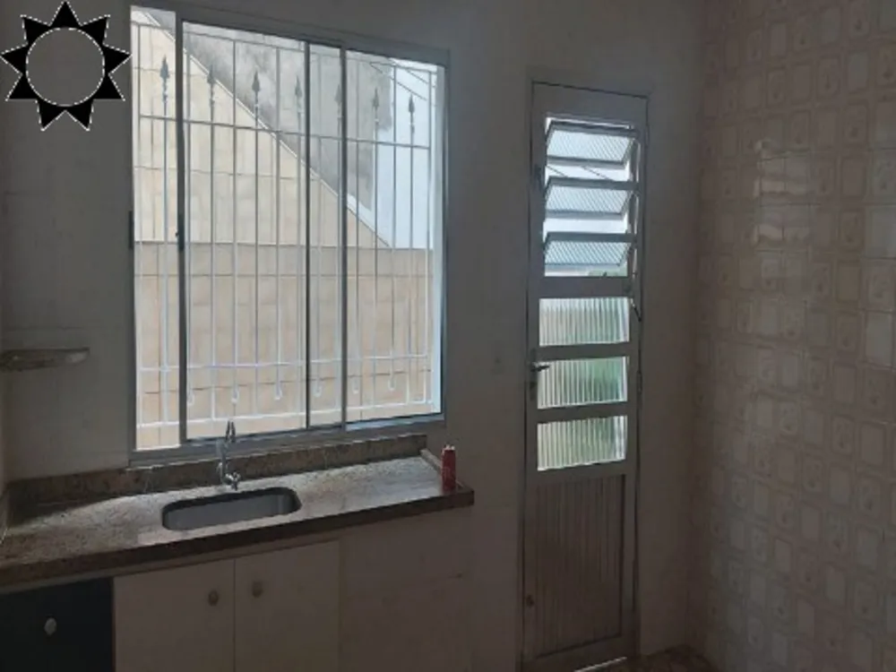 Casa, 2 quartos, 485 m² - Foto 1