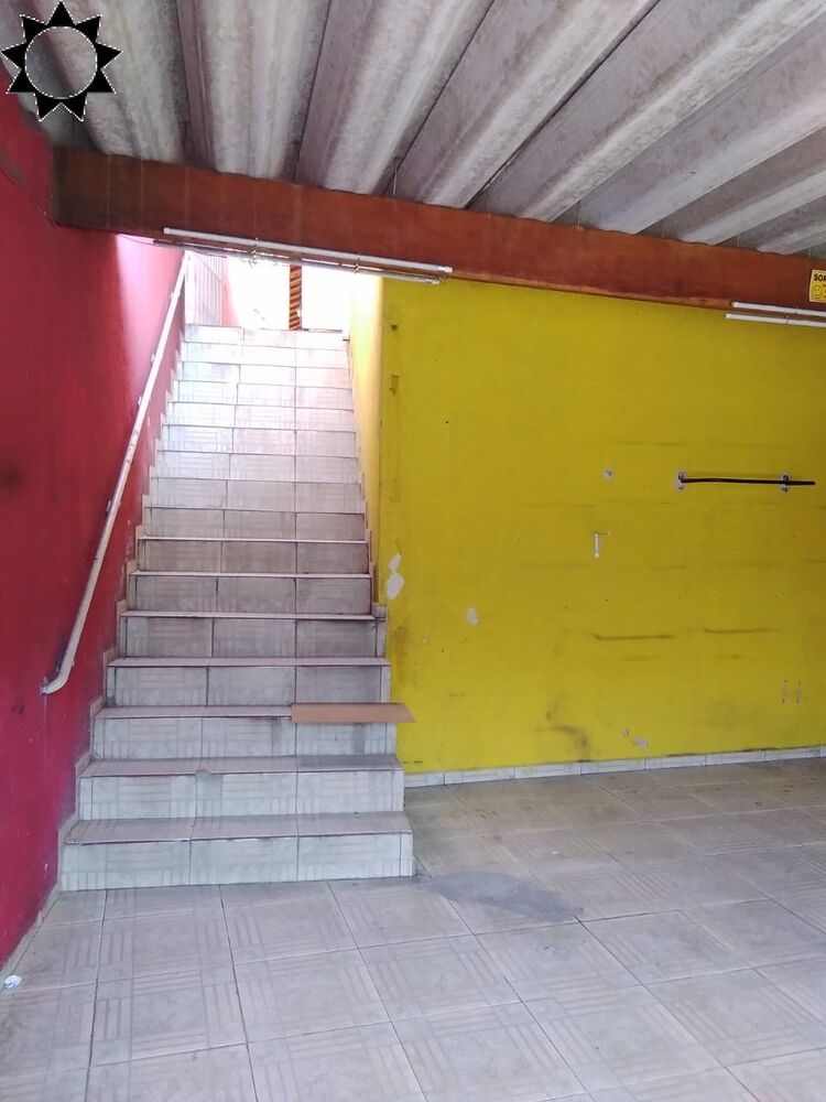 Casa à venda com 2 quartos, 80m² - Foto 4