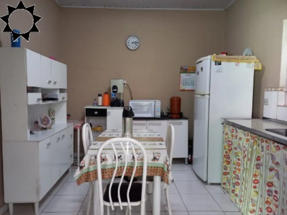 Casa, 5 quartos, 150 m² - Foto 3