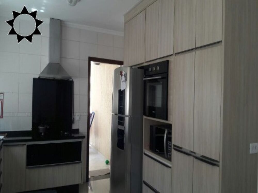 Casa, 3 quartos, 250 m² - Foto 1