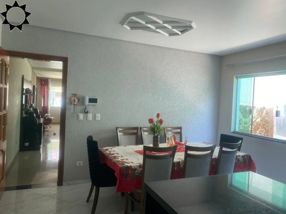 Casa, 3 quartos, 192 m² - Foto 4