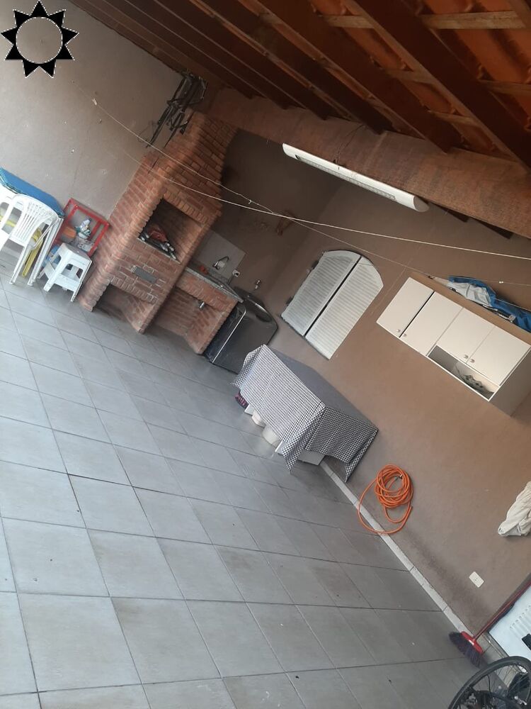 Casa, 4 quartos, 227 m² - Foto 2