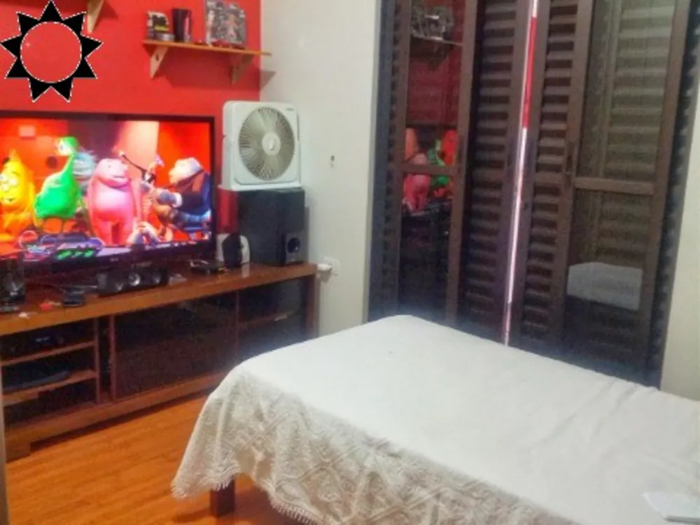 Casa, 5 quartos, 247 m² - Foto 2