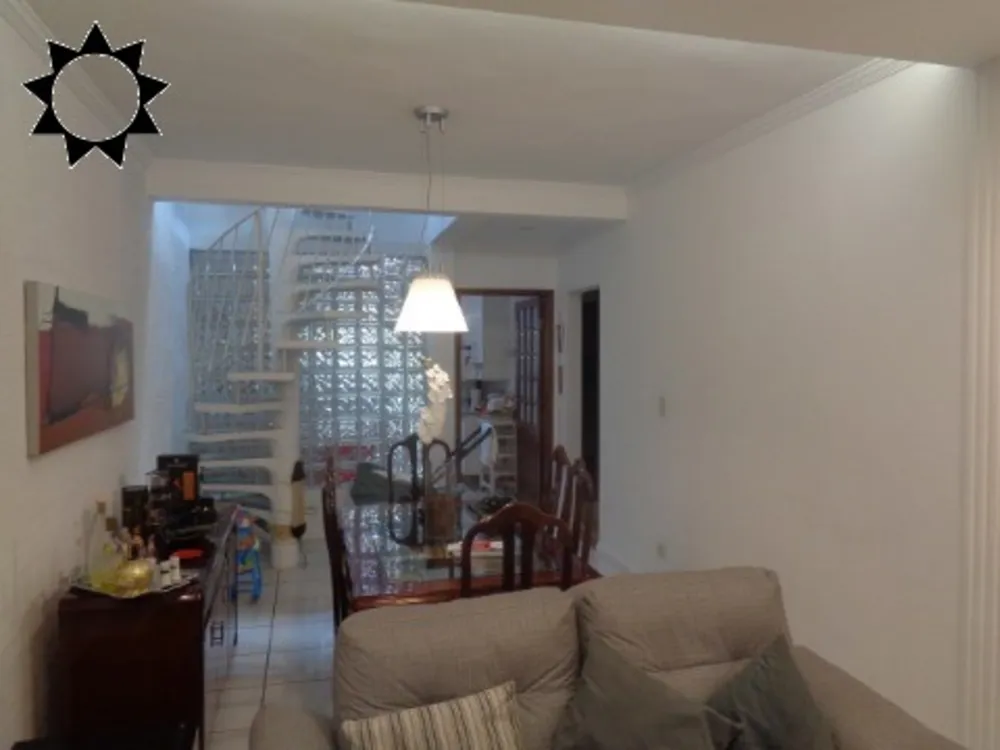 Casa, 3 quartos, 253 m² - Foto 1