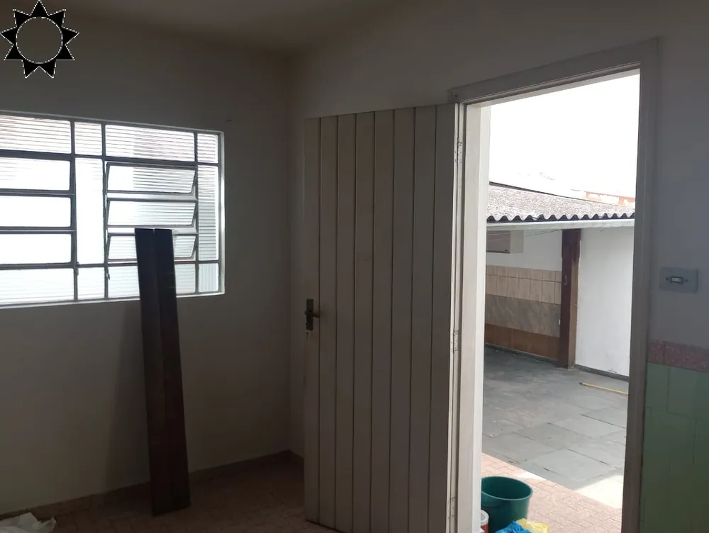 Casa, 3 quartos, 218 m² - Foto 2