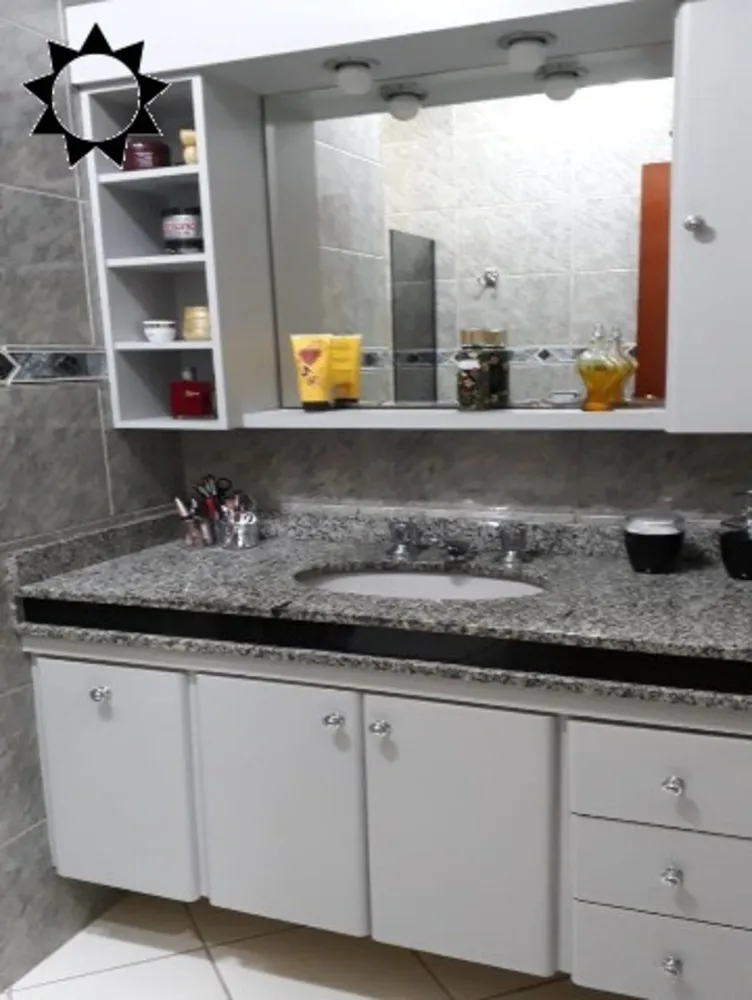Casa, 3 quartos, 131 m² - Foto 1