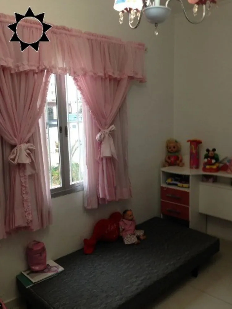 Casa, 3 quartos, 265 m² - Foto 2