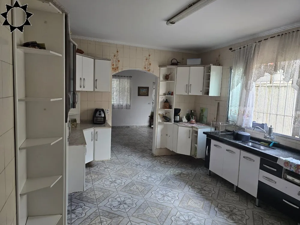 Casa, 3 quartos, 250 m² - Foto 1
