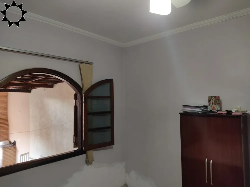 Casa, 3 quartos, 192 m² - Foto 1