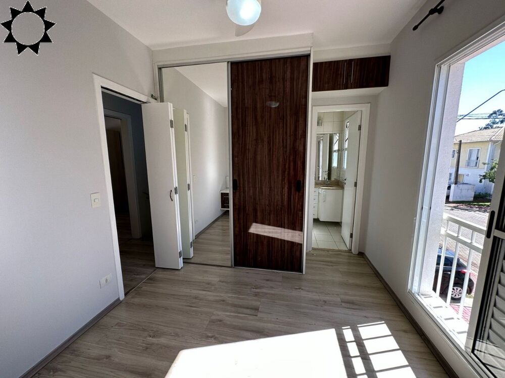 Casa, 3 quartos, 238 m² - Foto 2