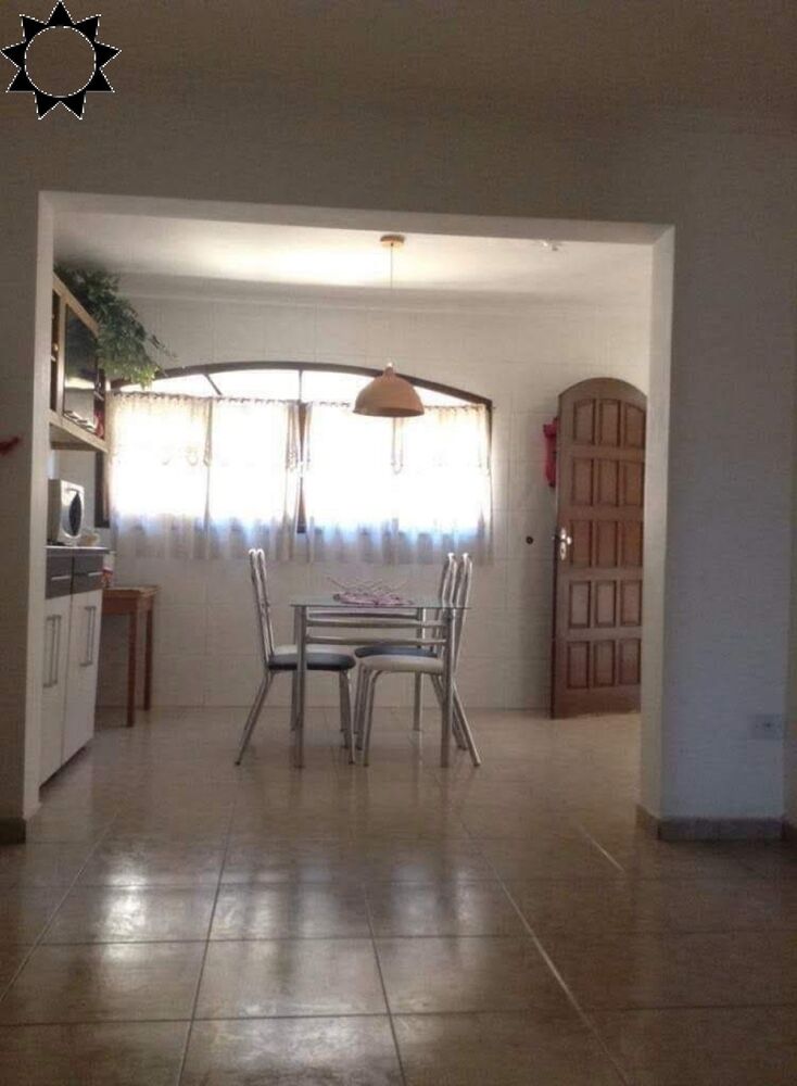 Casa, 3 quartos, 188 m² - Foto 2