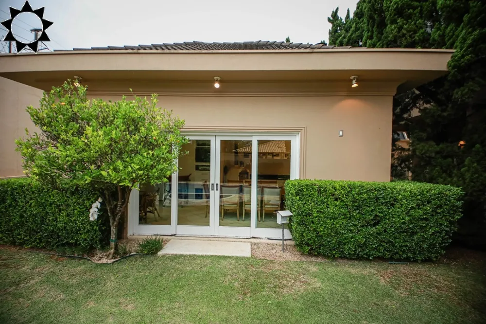 Casa, 4 quartos, 660 m² - Foto 1