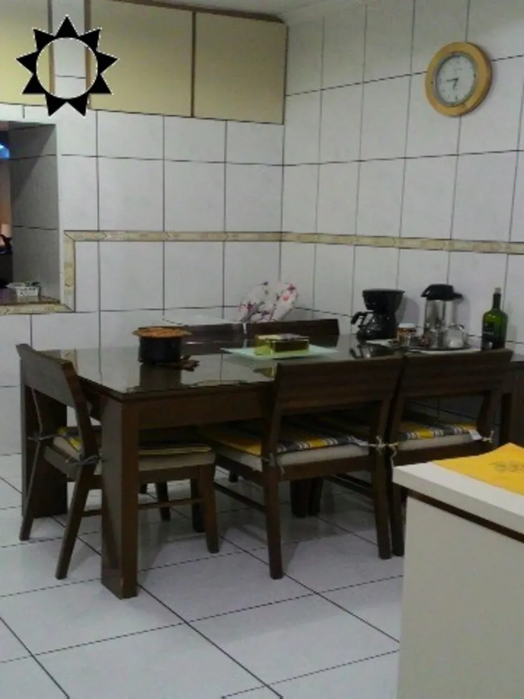 Casa, 3 quartos, 192 m² - Foto 9
