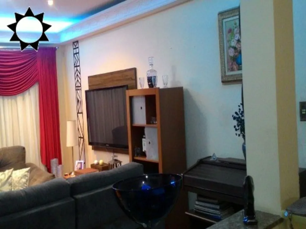 Casa, 3 quartos, 192 m² - Foto 1