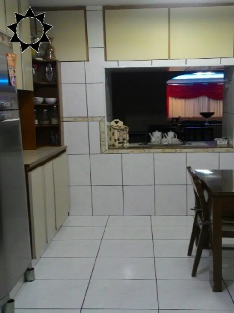 Casa, 3 quartos, 192 m² - Foto 12