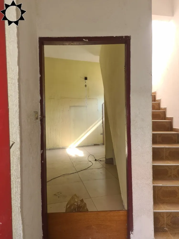 Casa, 4 quartos, 242 m² - Foto 9