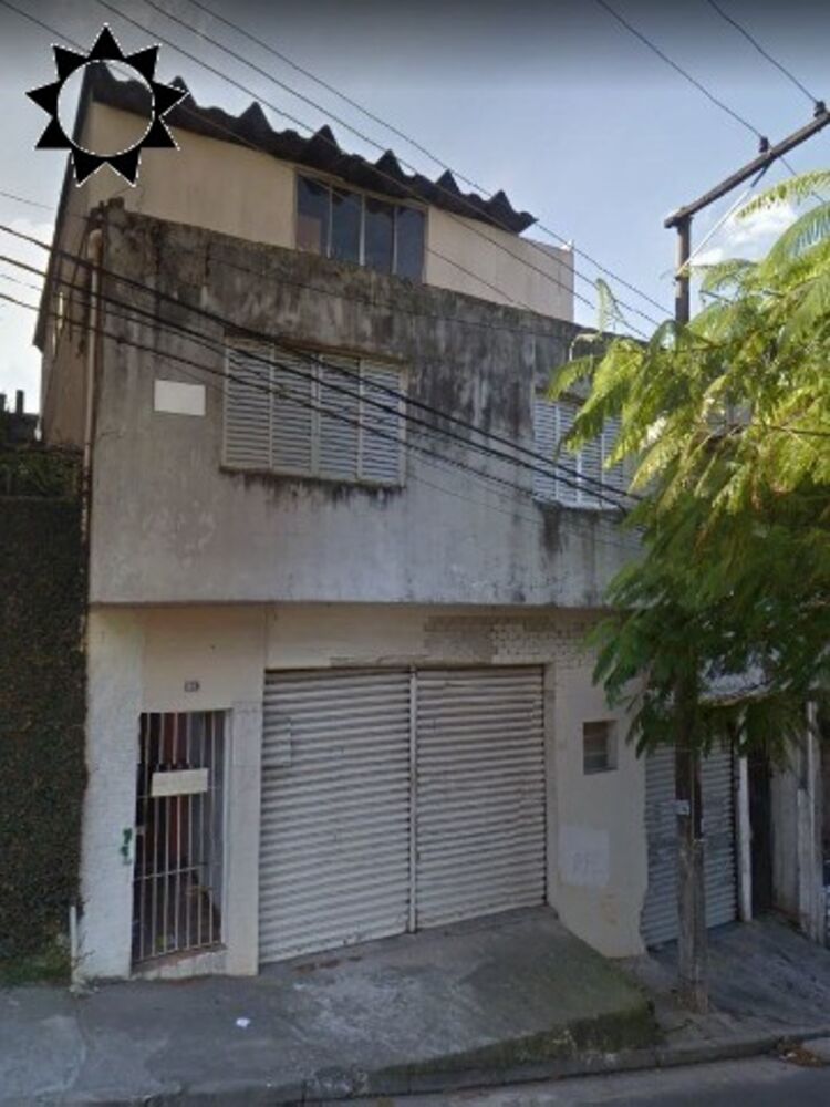 Casa à venda com 2 quartos, 200m² - Foto 1