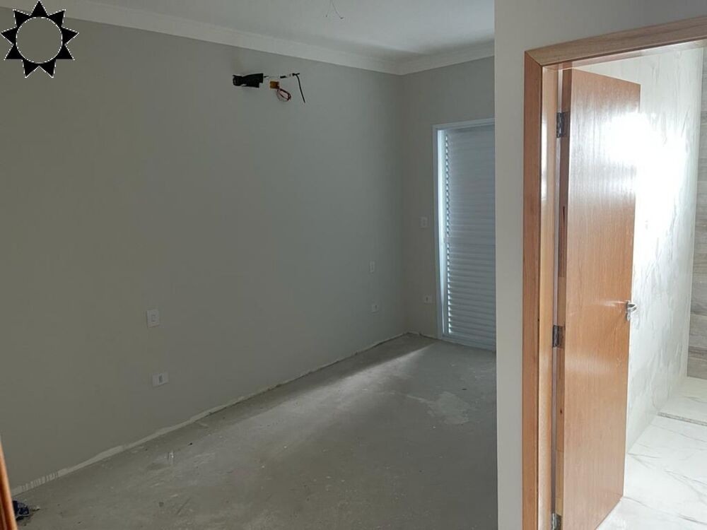 Casa à venda com 3 quartos, 201m² - Foto 7