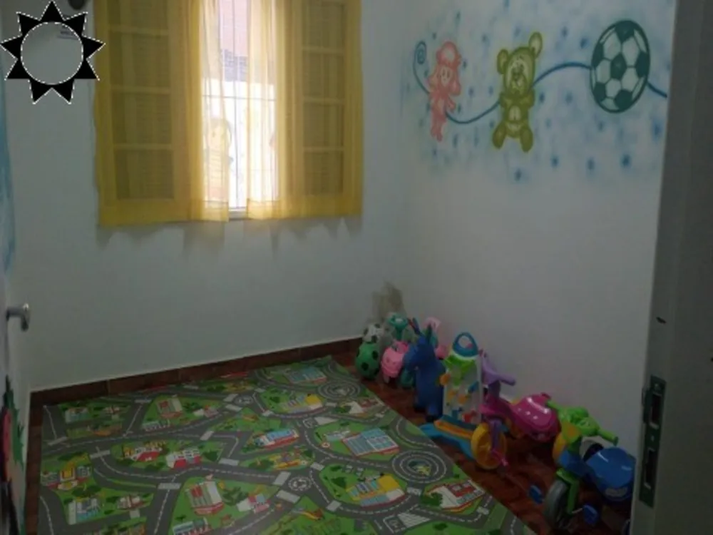 Casa, 3 quartos, 180 m² - Foto 2